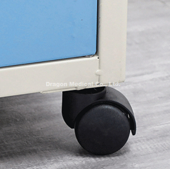 Adem&aacute;s del gabinete