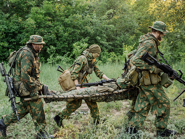 Camilla plegable del ejército